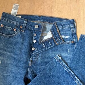 Levi's women’s 501 button fly Straight Blue Jeans
